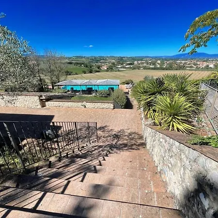 Jacuzzi And Infinity Pool Nestle In Wondrous Gardens That Surround 6 Aptsaircon Colle Umberto